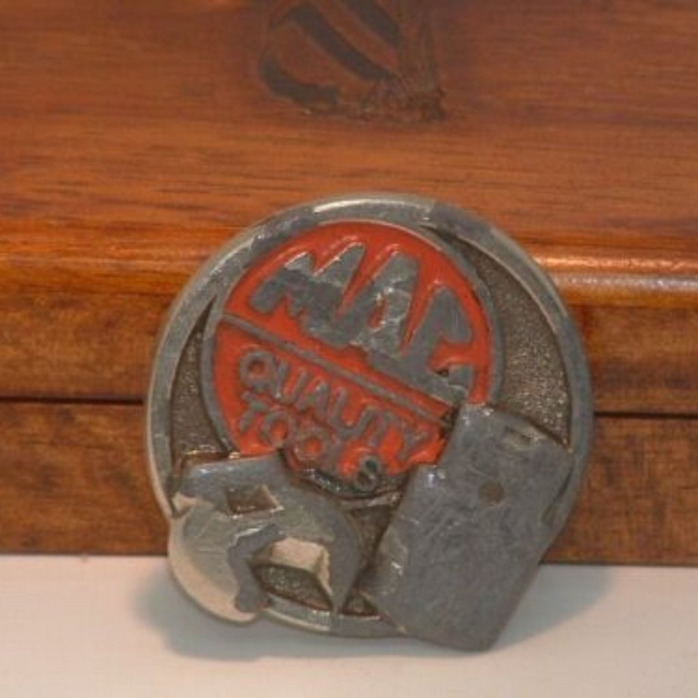 Pre-Owned Vintage Small Mac Quality Tools Belt Buckles